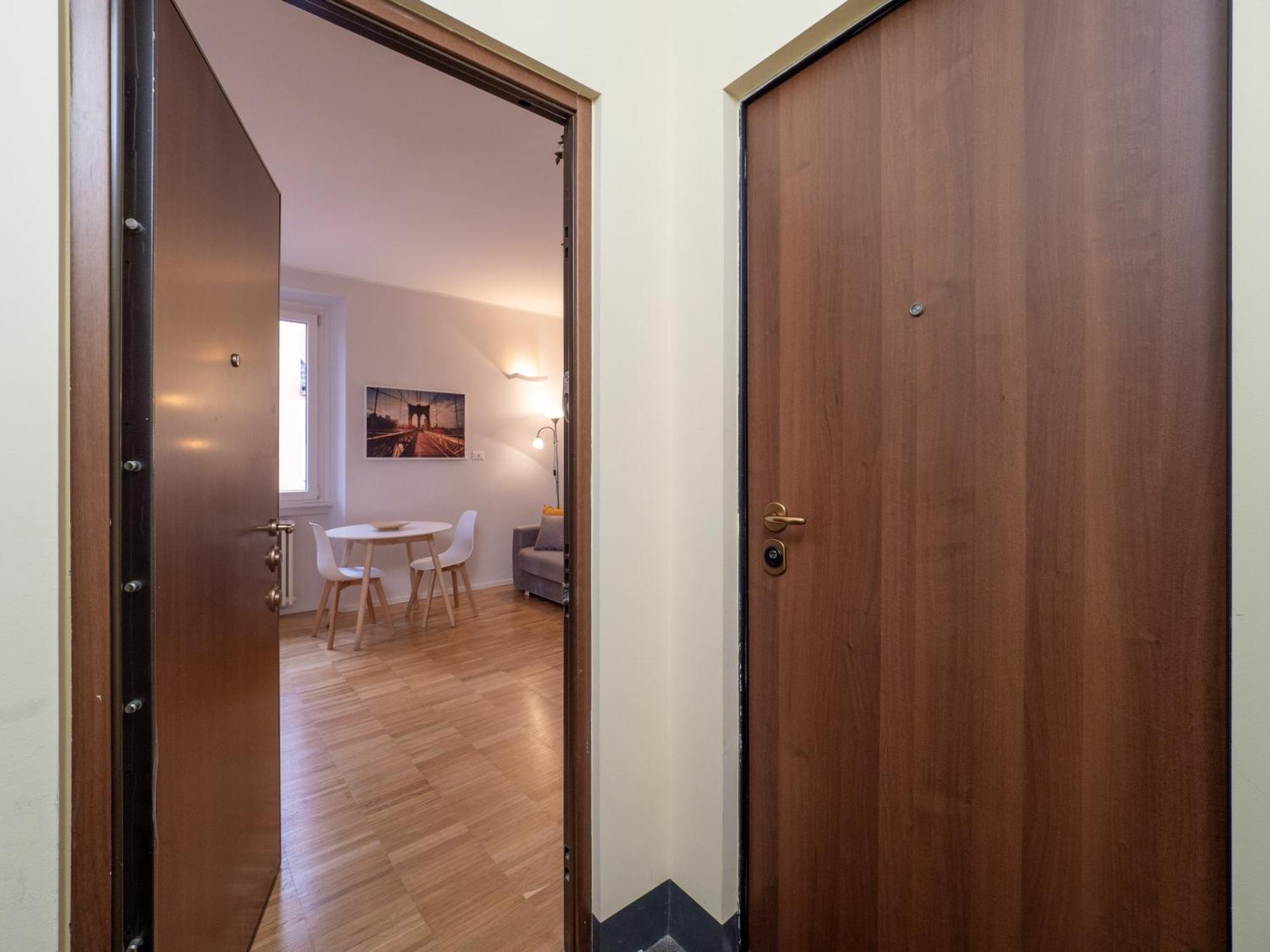 Keys Of Italy - Melloni 4 / Mustard Revolution Apartment Milan Luaran gambar